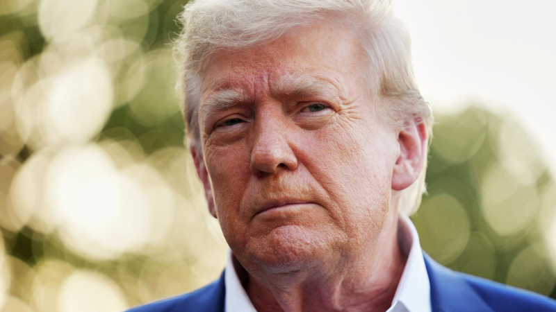 Трамп спросил у президента Либерии, где он так хорошо выучил английский