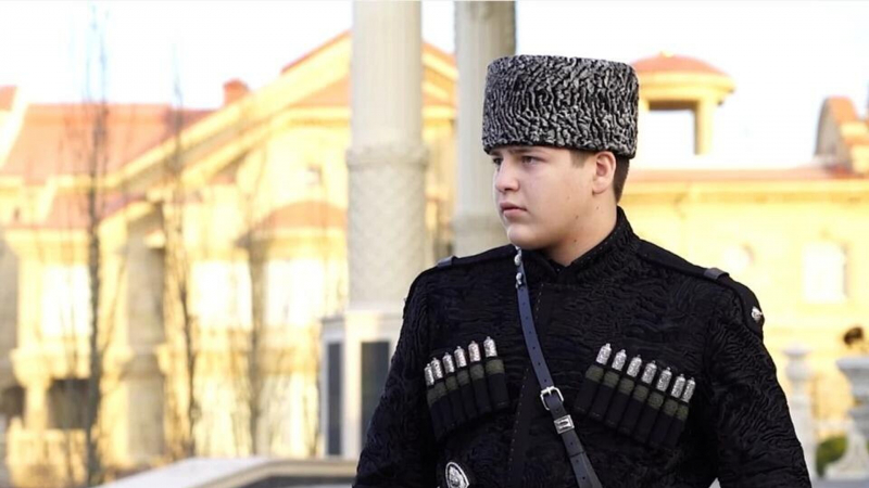 Адама Кадырова назначили куратором батальона имени Шейха Мансура