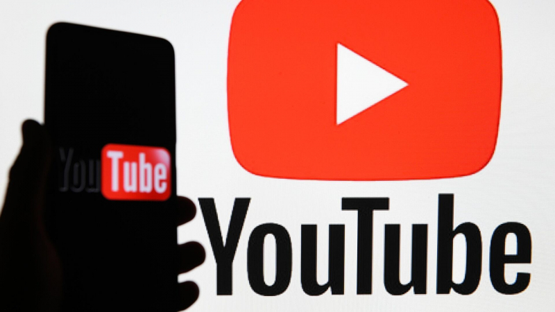 Песков рассказал, как работает YouTube у него на телефоне