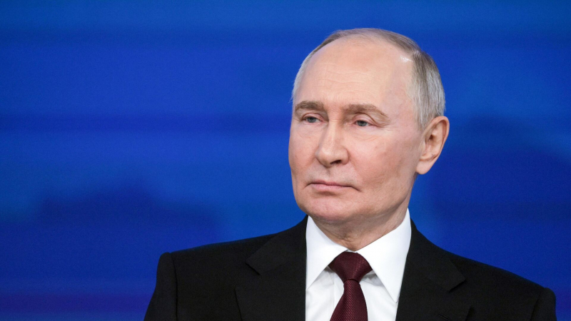 Путин поддерживает диалог с Ираном и Израилем, заявил Песков