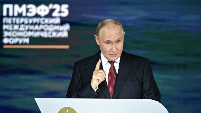 Путин: Россия готова договариваться со странами, которые утрачивают позиции