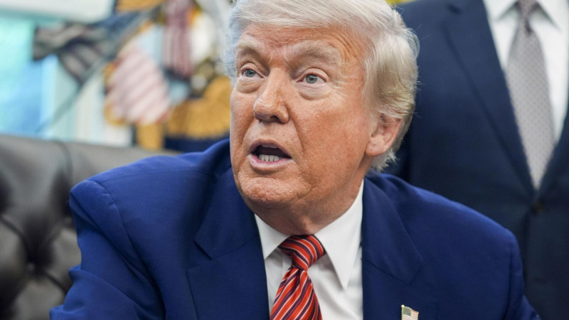 США и КНР вскоре обсудят торговую сделку, заявил Трамп