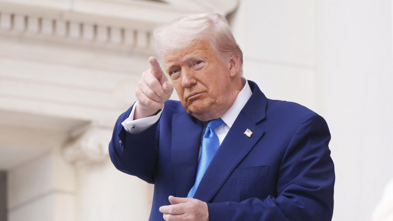 Трамп предостерег Иран от атак на американские силы