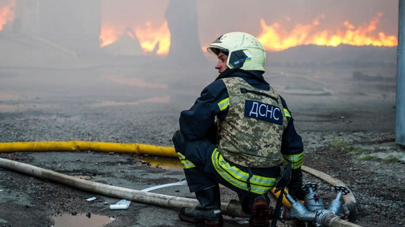 Украинские СМИ сообщили о взрывах в Днепропетровской области