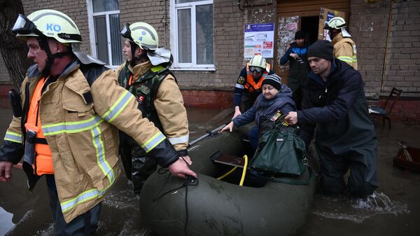 Полпред ПФО рассказал о ситуации в частично затопленном Орске